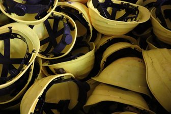 Neuer Erzgebirgskrimi: Warum es beim Dreh jetzt um freie Oberkörper geht - Für den nächsten Erzgebirgskrimi wird am Montag in Ehrenfriedersdorf gedreht. Die Suche nach Komparsen für einen Drehtag löste eine unerwartete Reaktion aus.