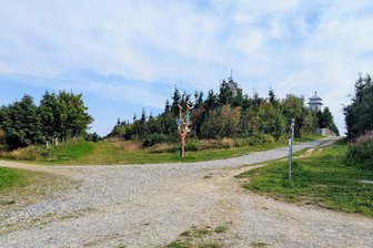 Neuer Funkmast am Fichtelberg – Schwierige Standortsuche - Einen Funkmast in der Nähe dieser Wegekreuzung wollen die Oberwiesenthaler auf keinen Fall.
