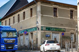 Neuer Fußweg hinter "Drei Schwanen" soll Verkehrsnadelöhr entschärfen -
