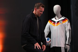 Neuer in Nagelsmanns WM-Kader: Zuckerstangen und Matschbirne - Julian Nagelsmann bei der Kader-Präsentation. 