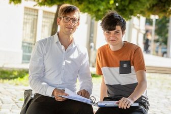Neuer Israel-Verein im Vogtland will Juden eine Stimme geben - Zwei der acht Gründungsmitglieder des Vogtländischen Israel Vereins (Vois): der Plauener Pfarrer Rico Drechsler (links) und Student Manuel Herold.