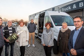 Neuer Kleinbus für Vereinsarbeit - 