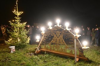 Neuer Lichterbogen erstrahlt in Bösenbrunn - Zum ersten Mal gibt es in Bösenbrunn einen Lichterbogen.