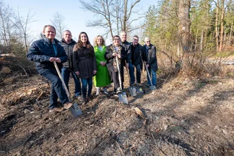 Neuer Plauener Radweg: Warum es mit den Bauarbeiten nicht vorwärts geht - Seit dem Spatenstich im März ruht der Bau des neuen Radweges.