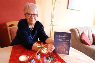 Neuer Silberstadt-Krimi über Mord an Pflegekraft: Ist das wirklich ihr letzter Roman, Frau Wächtler? - Anita Wächtler hat ihren vierten Freiberg-Krimi geschrieben.