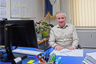 Neuer Stadtchef setzt Schritt für Schritt seine Wahlvorhaben um - Elsterbergs neuer Bürgermeister Axel Markert (SPD) hat frischen Wind in die Stadtverwaltung gebracht. Er schätzt das Miteinander, sucht das Gespräch, akzeptiert auch andere Meinungen.