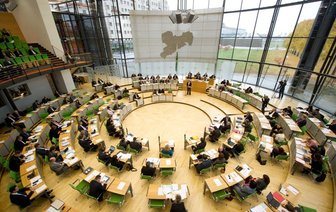Neuer Streit in Sachsen um Nutzung von Handy-Daten -