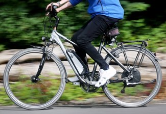 Neuer Thumer Radweg soll durchs Grüne führen - Ein neuer Radweg soll vom Herolder Sportplatz zum Parkplatz an der Herolder Straße führen. (Symbolbild)
