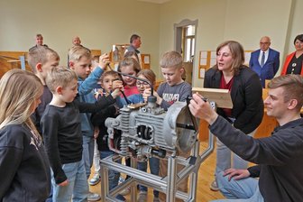 Neues Getriebe-Modell im Reinsdorfer „Haus der Entdecker“ kurbelt Lust auf Technik an - 