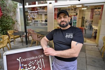 Neues Lokal an der Zwickauer Hauptstraße: Gastwirt verkauft Döner auf syrische Art - Jamal Alale hat an der Hauptstraße den Damaskus-Grill eröffnet.