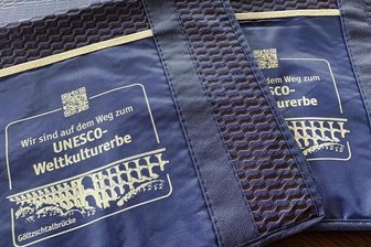 Neues Souvenir: Göltzschtalbrücke ab 1. Juni auch auf Tragetasche - Ab 1. Juni 2022 erhältlich: Die Göltzschtalbrücke als Motiv auf einer Tragetasche.