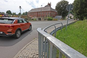 Neukirchen/Pleiße: Poststraße wird auf einem Abschnitt voll gesperrt - Ab Anfang Juli wird die Poststraße in Neukirchen auf einem Abschnitt saniert.