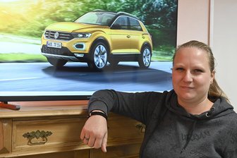 Neustart in Oelsnitz: Junge Frau eröffnet Fahrschule - Die 28-jährige Ines Lehnert hat in Oelsnitz eine neue Fahrschule eröffnet.