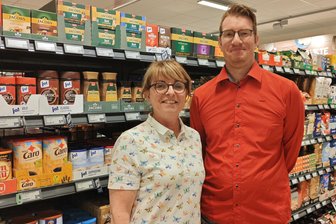 Neustart in Weißenborn: Nahkauf überrascht mit langen Öffnungszeiten - Carola und Tony Rautenberg betreiben den neuen Nahkauf-Markt in Weißenborn. Am 29. April ist Eröffnung.
