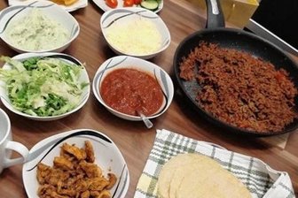 Neustart mit 50: Vogtländerin eröffnet mexikanisches Café - Reina Thümer bereitet seit ihrer Reise nach Mittelamerika gerne mexikanisches Essen.