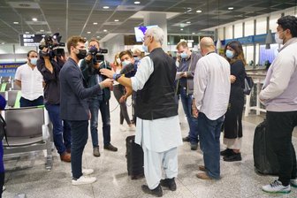 Newsblog Afghanistan: Evakuierte berichten von schlimmen Erlebnissen -