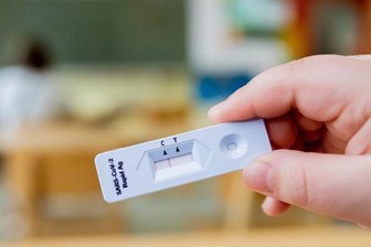 Corona-Schnelltest an einer Grundschule