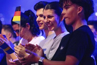 Nie mehr 0 Punkte für Deutschland?: NDR gibt nach 30 Jahren Eurovision Song Contest auf - Der Südwestrundfunk (SWR) wird von 2026 an innerhalb der ARD federführend verantwortlich für den Eurovision Song Contest (ESC) sein.