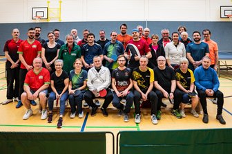Niederbobritzsch im Tischtennis-Fieber: Turnier begeistert Teilnehmer aus ganz Sachsen - Volles Haus in Niederbobritzsch: 31 Hobbysportler waren beim Tischtennisturner des TVN dabei.