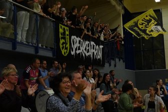 Niederlage im Volleyball-Sachsenderby: VSV Oelsnitz verliert gegen Leipzig -