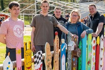 Niedersteinbach will drei Tage lang feiern - Niedersteinbach feiert drei Tage lang 675 Jahre Dorfleben. Sie und viele weitere tragen zum Gelingen des Fests bei (v. l.): Marcel Tischer, Oliver Flemming, Tobias Päßler, Kathrin Leberecht und Alex Quaas.