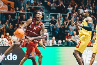 Niners bezwingen Oldenburg in echtem Basketballkrimi - Isiaha Mike war mit 19 Punkten der erfolgreichste Schütze der Niners.