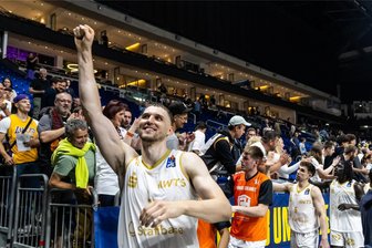 Niners Chemnitz gewinnen bei Alba Berlin: nur ein Auswärtssieg - Führte seine Mannschaft mit einer überragenden Leistung zum Sieg bei Alba Berlin: Kapitän Jonas Richter.