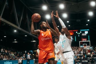 Jeff Garrett war beim Derbysieg gegen Weißenfels mit 18 Punkten neben DeAndre Lansdowne bester Werfer der Niners.
