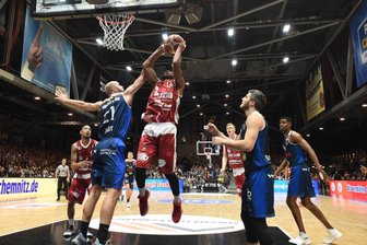 Niners: Zweite Saisonniederlage im Weihnachtsspiel - Die Niners unterlagen am Samstag gegen die Rostock Seawolves.