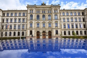 Noch Fragen zum Unistart? TU Chemnitz berät am Telefon - Die TU Chemnitz bietet Studieninteressierten Telefonberatung an.