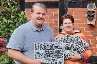 Norddeutsche Schwibbogenbauer starten wieder durch und präsentieren ihr Buch zu Schwibbögen im Erzgebirge - Heike und Wolfgang Lorentz werden ihr Buch zu Ortsschwibbögen auch in diesem Jahr im Erzgebirge präsentieren. Erste Station ist der Jahnsdorfer Ortsteil Seifersdorf.