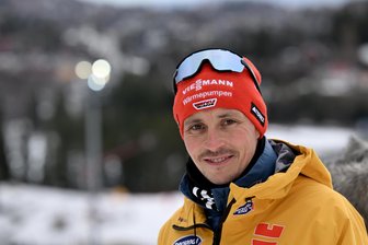 Nordische Ski-WM in Trondheim: Auch als Trainer sammelt der Erzgebirger Eric Frenzel weiter fleißig Medaillen - Der verantwortliche Trainer in der Nordischen Kombination, Eric Frenzel, hat mit seinen Nachfolgern schon drei Medaillen in Trondheim geholt.
