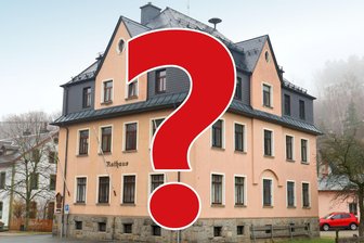 Notheizung, Millionenschulden, Bürgerentscheid: Wie ein Erzgebirgsdorf mit seinem fast hundertjährigen Rathaus ringt - Das Gornsdorfer Rathaus ist leergezogen. Heizung und Wasser wurden abgestellt. Doch wie sieht die Zukunft aus?