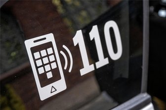 Notruf in Sachsen ausgefallen: Darum waren 110 und 112 nicht erreichbar - Die Notrufnummern 110 bzw. 112 waren am Dienstag vorübergehend kaum zu erreichen.