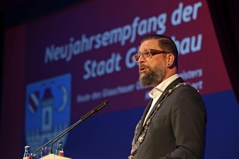 NSU-Aufkleber in Glauchau: Jetzt äußert sich der Oberbürgermeister - OB Marcus Steinhart hat sich zum Auftauchen der NSU-Sticker geäußert.