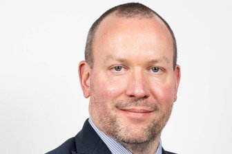 Nun also doch: BSW stellt Direktkandidaten für Chemnitzer Wahlkreis auf - Christian Schweiger ist promovierter Politikwissenschaftler. Bis 2023 war er an der TU Chemnitz tätig, seitdem lehrt er an der BA in Breitenbrunn. Schweiger