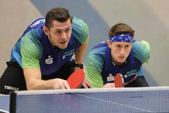 Nun doch: Tischtennisspieler aus dem Erzgebirge bangen um Klassenerhalt - Lennart Bergauer (r.) und Jan Polansky vom 1. TTV Schwarzenberg müssen um den Klassenerhalt fürchten.