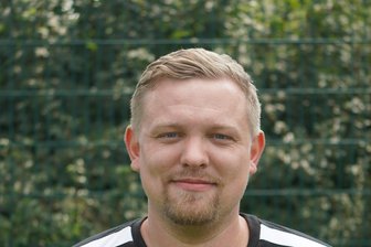 Nur Eiche Reichenbrand und Rapid Chemnitz in der Landesklasse: Ein gelichtetes Feld nach der Ligareform - Sebastian Doro hat mit Eiche Reichenbrand seine erste komplette Saisonvorbereitung als Trainer absolviert.