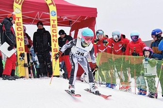 "Nur ein bisschen Sonne hat gefehlt" - hMit der Startnummer 39 geht hier Lynn Gerber vom SC Schöneck ins Rennen. Sie gewann in der Altersklasse U 12. 