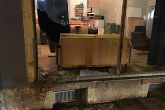 OAZ ermittelt nach Anschlag auf Chemnitzer Bar Lokomov - Die Chemnitzer Bar Lokomov wurde in der Nacht zu Dienstag erneut Ziel von einem Anschlag.