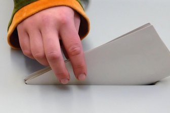 OB-Wahl in Aue-Bad Schlema: Diese Kandidaten sind raus – Jetzt steht die Entscheidung - Wer geht zur Stichwahl bei der OB-Wahl in Aue-Bad Schlema am 7. Juni ins Rennen? Jetzt haben sich alle fünf Kandidaten positioniert.