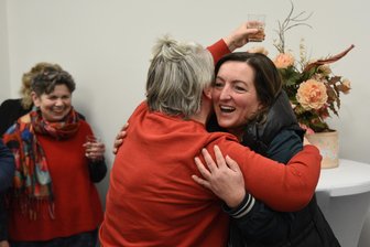 Oberbürgermeister-Wahl im Vogtland: Silke Jahn ist neues Stadtoberhaupt von Oelsnitz - Ein Paukenschlag: Silke Jahn wurde am Sonntag mit 51,5 Prozent der Stimmen zur neuen Oberbürgermeisterin von Oelsnitz gewählt.