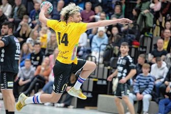 Oberlosa muss harte Nuss knacken - Philip Trommer-Ernst und sein SV 04 Oberlosa erleben gerade einen Aufschwung. Den wollen sie in Delitzsch fortsetzen.