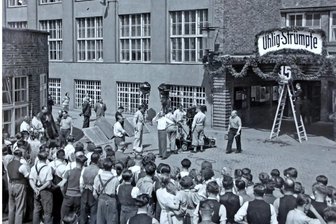 Oberlungwitz: Einst verbotener Film kommt wieder zu Ehren - Im Jahr 1938 wurde für den Spielfilm „Du und Ich“ im Rogo-Werk Oberlungwitz gedreht. Nun wird der Streifen noch einmal am Originalschauplatz gezeigt.