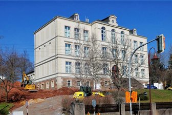 Oberlungwitz kann beim Schulausbau sparen - Die Humboldtgrundschule in Oberlungwitz ist derzeit eine Baustelle. 