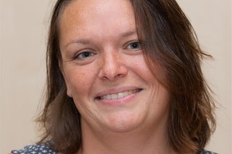 Oberlungwitzerin organisierte Protest gegen die Identitären - Melanie Berthold sitzt für die SPD im Oberlungwitzer Stadtrat und protestierte gegen die Identitären.