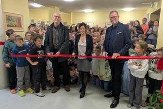 Oberschöna baut auf Bildung: Einweihung des neuen Schulanbaus als Investition in die Zukunft - Unter großem Interesse wurde der Anbau feierlich eingeweiht.