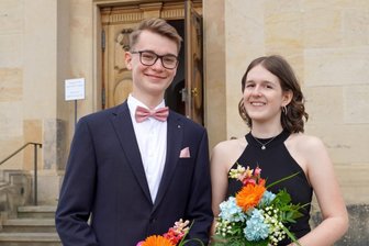 Oberschüler aus Penig feiern Spitzenleistungen: Die halbe Miete für eine gute Note ist das Aufpassen im Unterricht - Lenny Harzendorf und Ida Müller haben einen herausragenden Realschulabschluss geschafft.