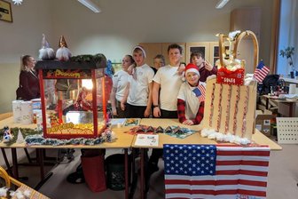 Oberschule Hartha öffnet für Gäste - Im vergangenen Jahr stellte die Pestalozzi-Oberschule Hartha amerikanische Weihnachten vor.
