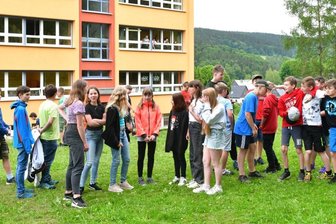 Oberschule in Mittelsachsen muss 14 Schüler ablehnen - Wie weit müssen sie jetzt fahren? - Mehr Kinder als die Oberschule Rechenberg-Bienenmühle aufnehmen kann, haben sich für die neuen Fünfer angemeldet. Andere Oberschulen jedoch könnten die Kinder aufnehmen. 